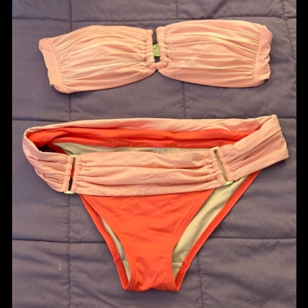 Victoria's Secret Swimsuit Bikini both L